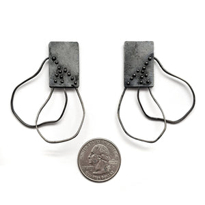 Oxidized Floral Geometric Earrings - Pistachios