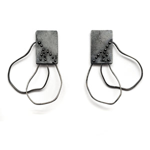 Oxidized Floral Geometric Earrings - Pistachios