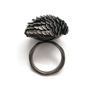 Amaru Ring-Rings-Emmeline Hastings-Pistachios