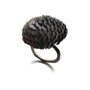 Amaru Ring-Rings-Emmeline Hastings-Pistachios