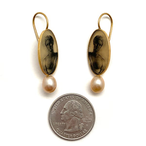 Aphrodite Pearl Earrings-Earrings-Anna Bankuti-Pistachios