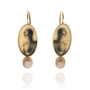 Aphrodite Pearl Earrings-Earrings-Anna Bankuti-Pistachios