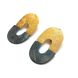 Arch Sway Clip Earrings - Black and Gold-Earrings-Heather Guidero-Pistachios