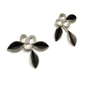 Black and Silver Flower Studs-Earrings-Huiyu Chiu-Pistachios
