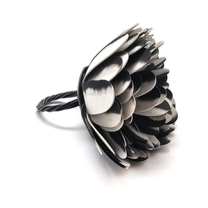 Blooming Ring-Rings-Hee Ang Kim-Pistachios