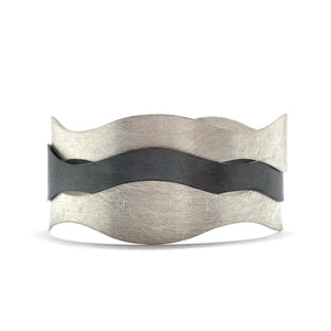 Bright & Oxidized Silver Wave Bracelet-Bracelets-Kacper Schiffers-Pistachios