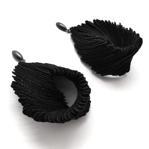 Comme Tolio with Oval Posts - Black-Earrings-Yong Joo Kim-Pistachios