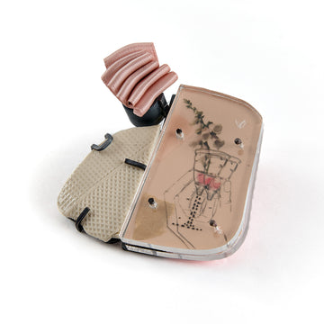 Diva Brooch