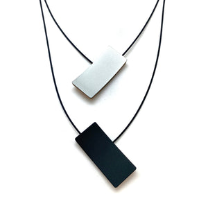 Double Sided Ajustable Necklace Champagne/Silver & Black/Silver-Necklaces-Ursula Muller-Pistachios