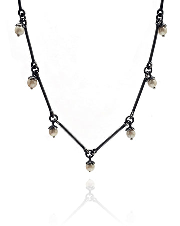 Flower Pearl Droplet Necklace