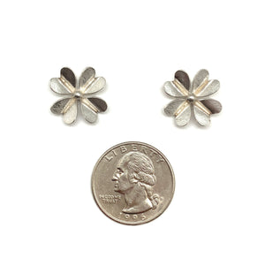 Four Leaf Clover Stud Earrings-Earrings-Huiyu Chiu-Pistachios
