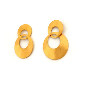 Gold Interlocking Circle Earrings - Small-Earrings-Heather Guidero-Pistachios