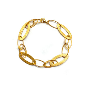 Gold Overlapping Link Bracelet-Bracelets-Manuela Carl-Pistachios