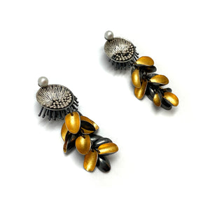 Gold Petal and Pearl Earrings-Earrings-So Young Park-Pistachios