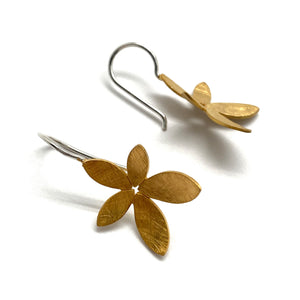 Gold Vermeil Flower Earrings-Earrings-Manuela Carl-Pistachios