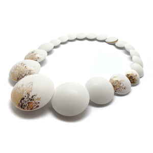 Golden Flora Necklace-Necklaces-Ute van der Plaats-Pistachios