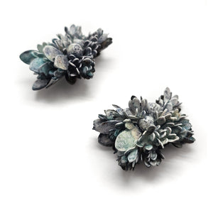 Green Flora Curiosa Studs-Earrings-Hanna Liljenberg-Pistachios