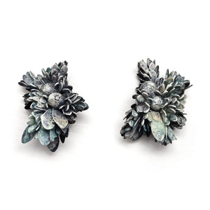 Green Flora Curiosa Studs-Earrings-Hanna Liljenberg-Pistachios