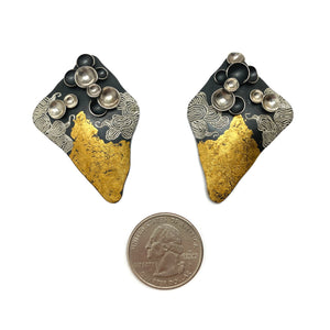 Pointed Swirling Earrings