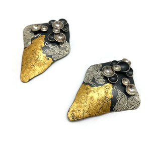 Pointed Swirling Earrings
