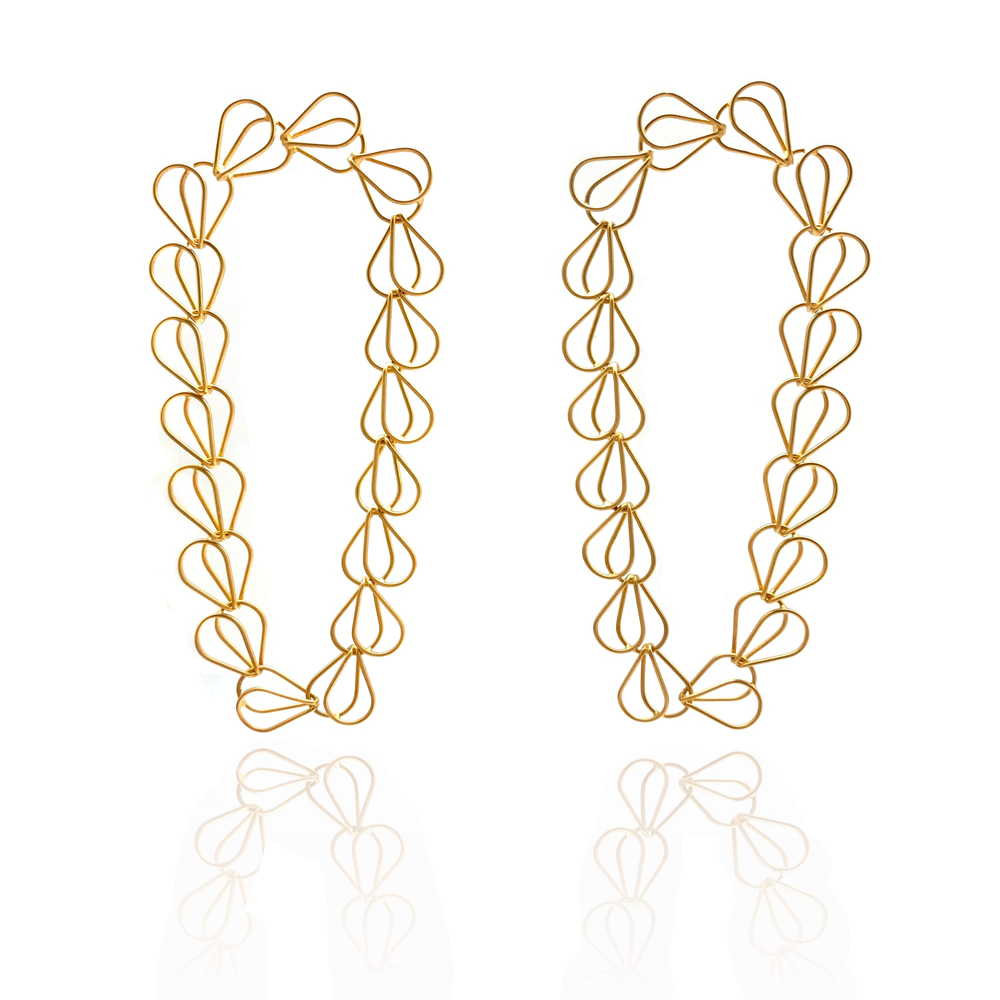 Gold Floral Wreath Dangle