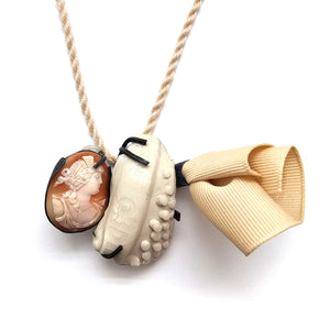 Lady Cameo Brooch Pendant-Pins-Mélanie Denis-Pistachios