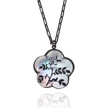 Mother of Pearl Flower Pendant
