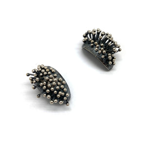 Oxidized Silver Huggie Earrings-Earrings-So Young Park-Pistachios