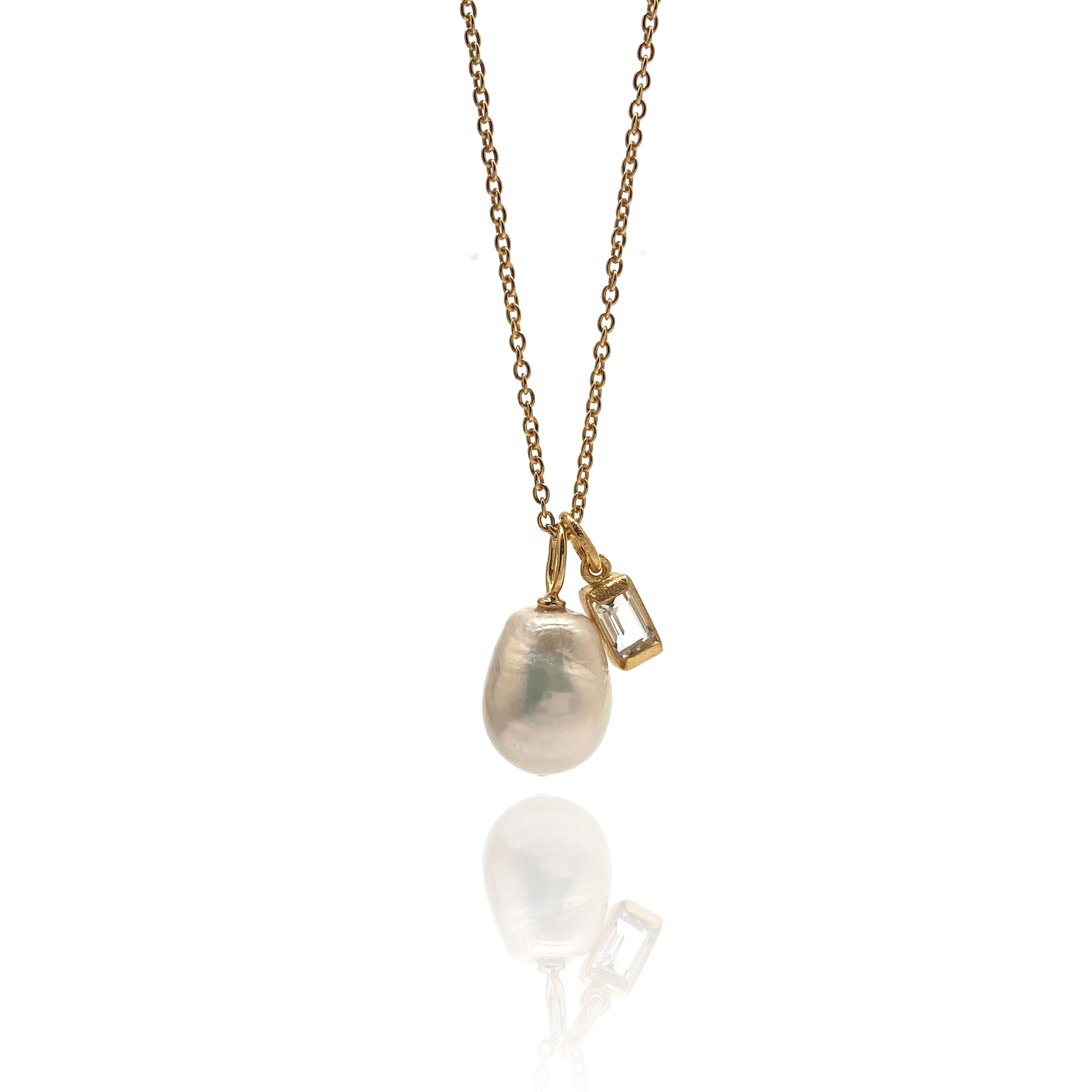 Pearl and White Topaz Necklace Necklaces Fritz Heiring Pistachios