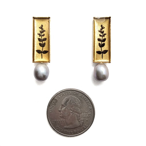 Pearlhanger Leaf Earrings-Earrings-Anna Bankuti-Pistachios