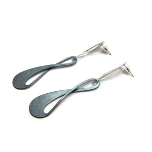 Silver Abstract Wavy Drip Drops-Earrings-Anna Krol-Pistachios
