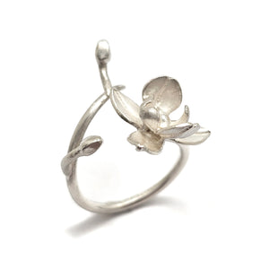 Silver Orchid Ring-Rings-Huiyu Chiu-Pistachios