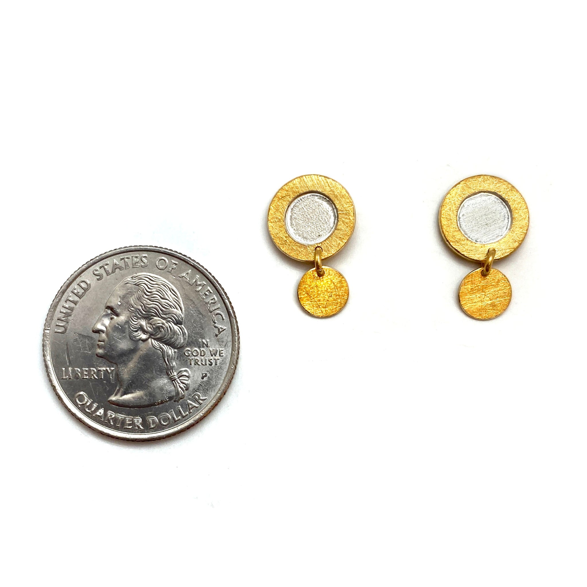 Circular on sale gold earrings