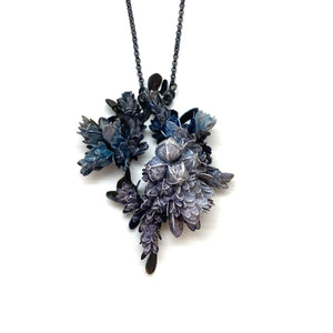 Small Blue Floral Necklace-Necklaces-Hanna Liljenberg-Pistachios