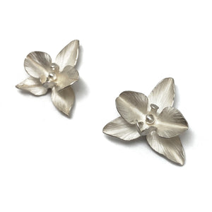 Small Orchid Stud Earrings-Earrings-Huiyu Chiu-Pistachios