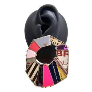 Stepping on Metal Barnacles Earrings - Pistachios