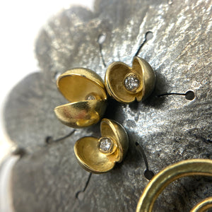 Summer Flourishing Brooch-Pins-Liaung-Chung Yen-Pistachios