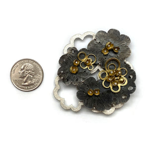 Summer Flourishing Brooch-Pins-Liaung-Chung Yen-Pistachios