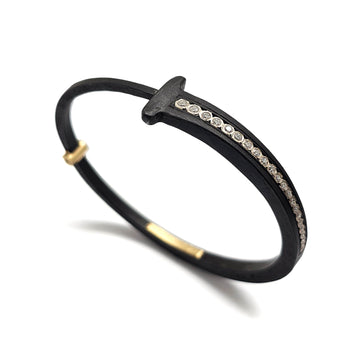 Taper Stripe Nail Bracelet