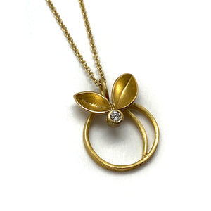 Twirling Leaves Circle Necklace-Necklaces-Liaung-Chung Yen-Pistachios