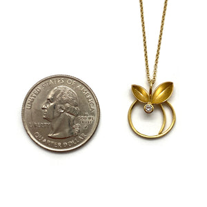 Twirling Leaves Circle Necklace-Necklaces-Liaung-Chung Yen-Pistachios