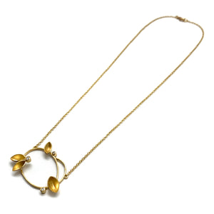 Twirling Leaves Oval Necklace-Necklaces-Liaung-Chung Yen-Pistachios