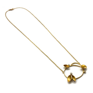 Twirling Leaves Oval Necklace-Necklaces-Liaung-Chung Yen-Pistachios