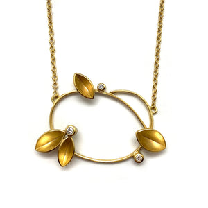 Twirling Leaves Oval Necklace-Necklaces-Liaung-Chung Yen-Pistachios