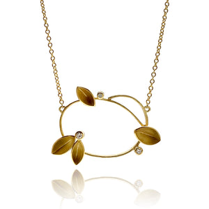 Twirling Leaves Oval Necklace-Necklaces-Liaung-Chung Yen-Pistachios