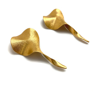 Twist Earrings-Earrings-Georgia Charal-Pistachios