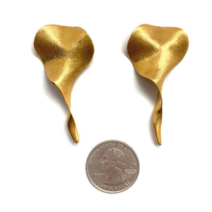 Twist Earrings-Earrings-Georgia Charal-Pistachios