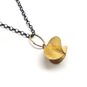 Twisted Gold Pendant Necklace-Necklaces-Petra Class-Pistachios