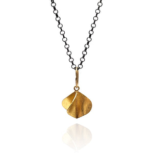 Twisted Gold Pendant Necklace-Necklaces-Petra Class-Pistachios