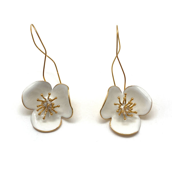 White Flower Earrings Earrings Georgia Charal Pistachios